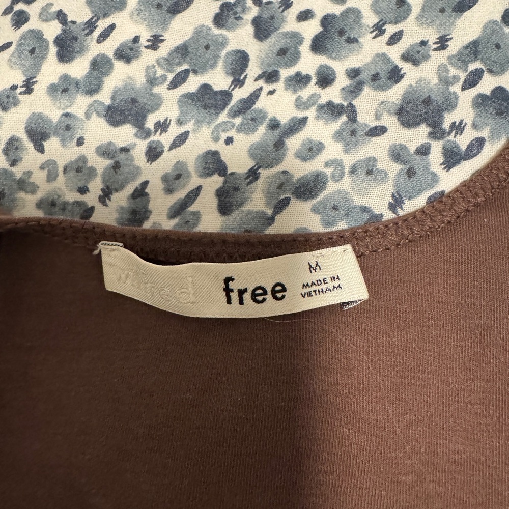 Aritzia Wilfred Brown One bodysuit size m - Picture 4 of 4